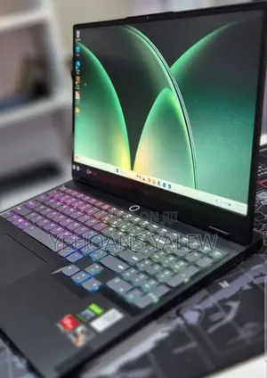 New Laptop Lenovo Legion 7 16GB AMD Ryzen 7 SSD 512GB