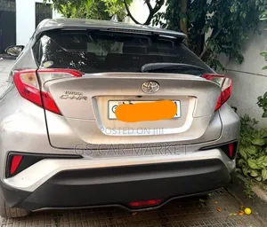 Toyota C-HR 2017 Gray