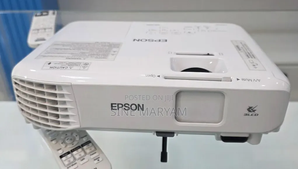 Eb-X06 Epson Projector