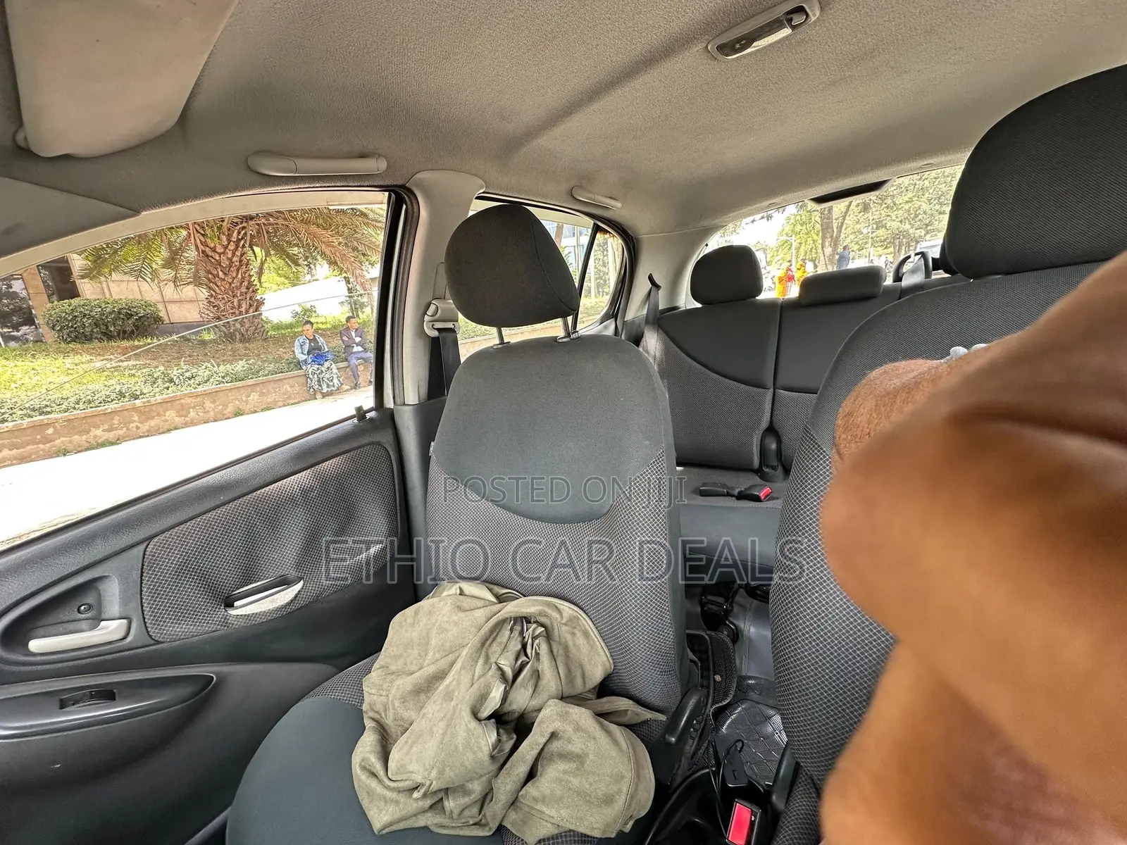 Toyota Vitz 2005 Gold