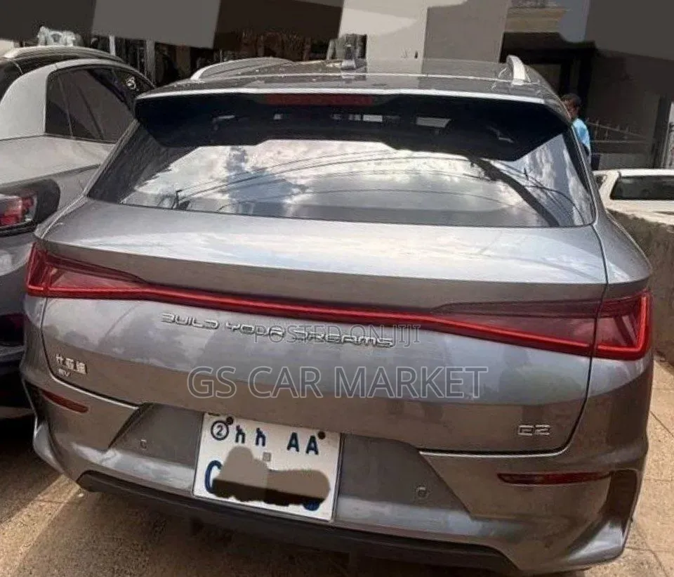 BYD E2 43 kWh 94 hp FWD 2025 Gray