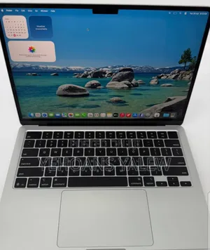 New Laptop Apple MacBook Air 2025 M4 13-inch 16GB Apple M4 SSD 256GB