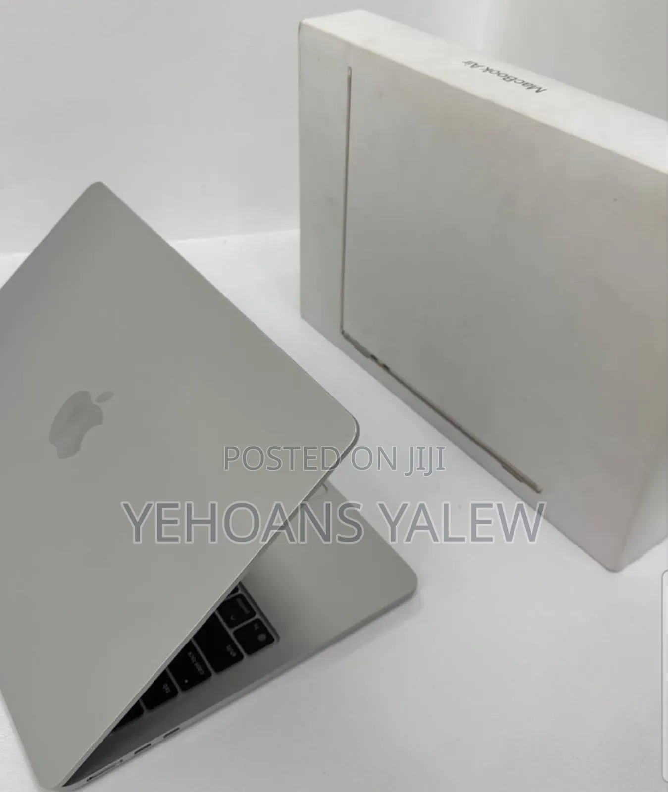 New Laptop Apple MacBook Air 2025 M4 13-inch 16GB Apple M4 SSD 256GB