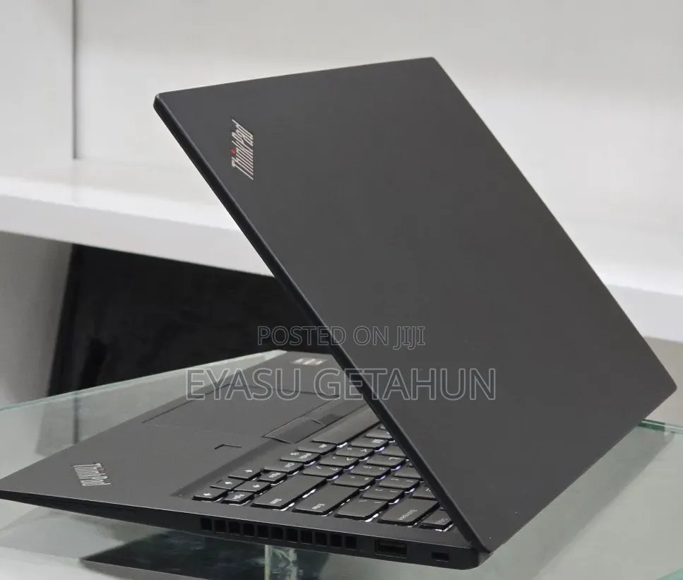 New Laptop Lenovo ThinkPad t495s 16GB AMD Ryzen 7 SSD 512GB