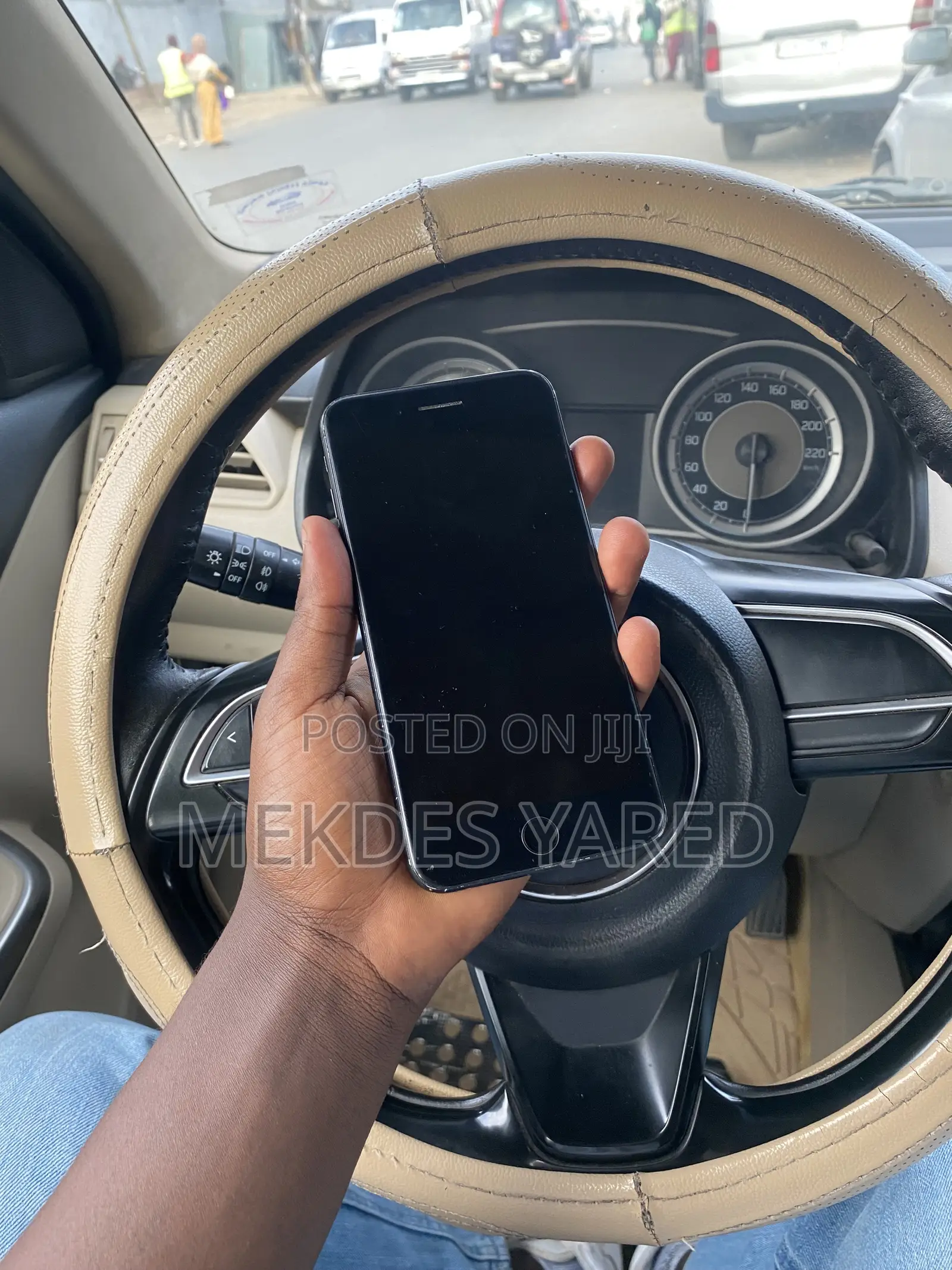 New Apple iPhone 7 Plus 128 GB Black