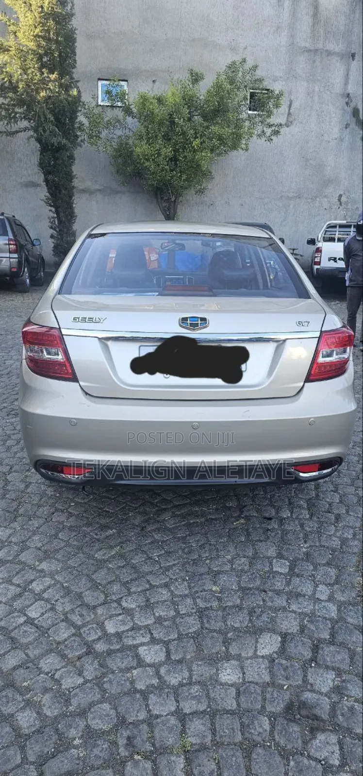Geely Emgrand EC7 2017 Gold