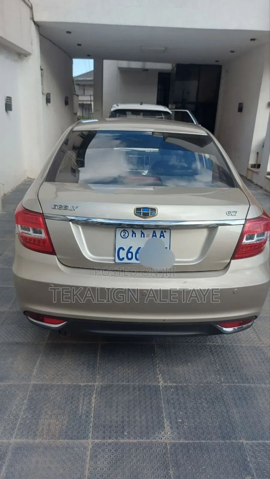 Geely Emgrand EC7 2017 Gold