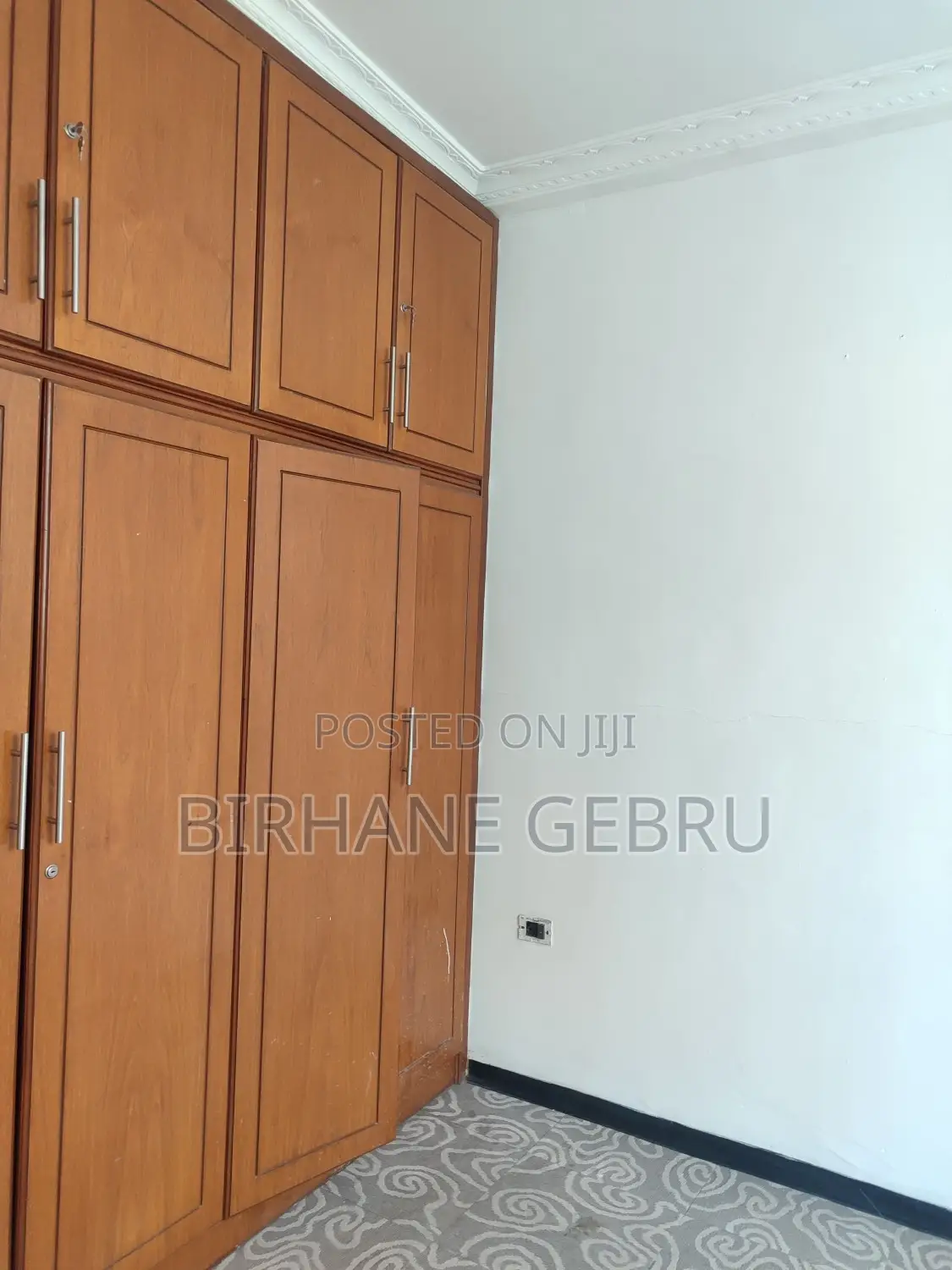 8bdrm House in G+2 House, Bole for rent