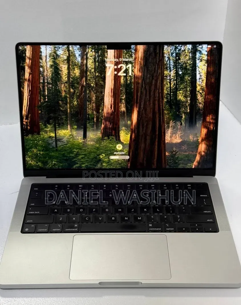 New Apple MacBook Pro 2023 M3 Max 14-inch 36GB Apple M3 Max SSD 1T