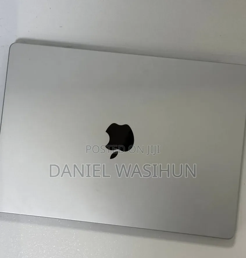 New Apple MacBook Pro 2023 M3 Max 14-inch 36GB Apple M3 Max SSD 1T