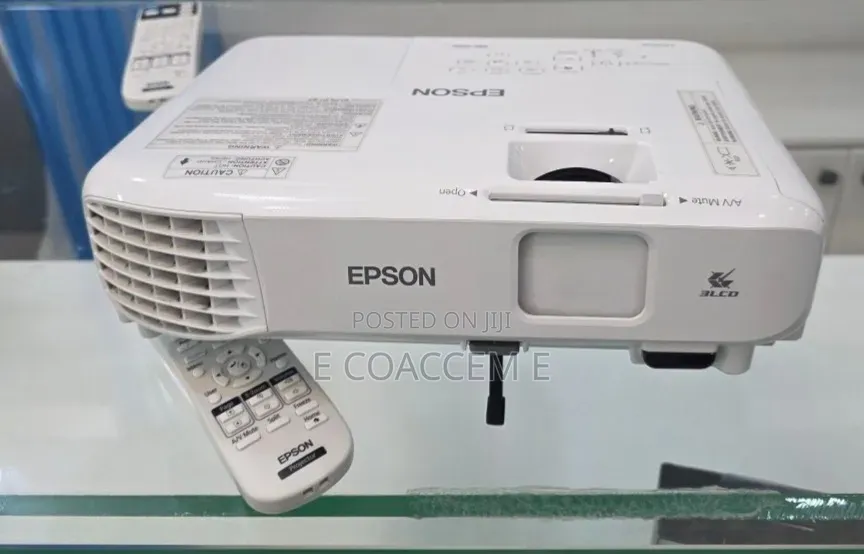 Epson Eb-X06