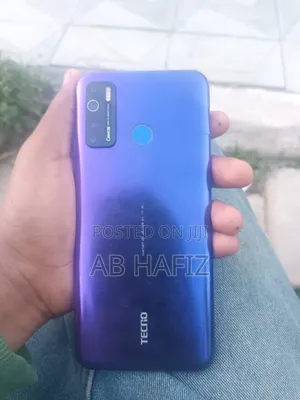 New Tecno Camon 15 64 GB Blue