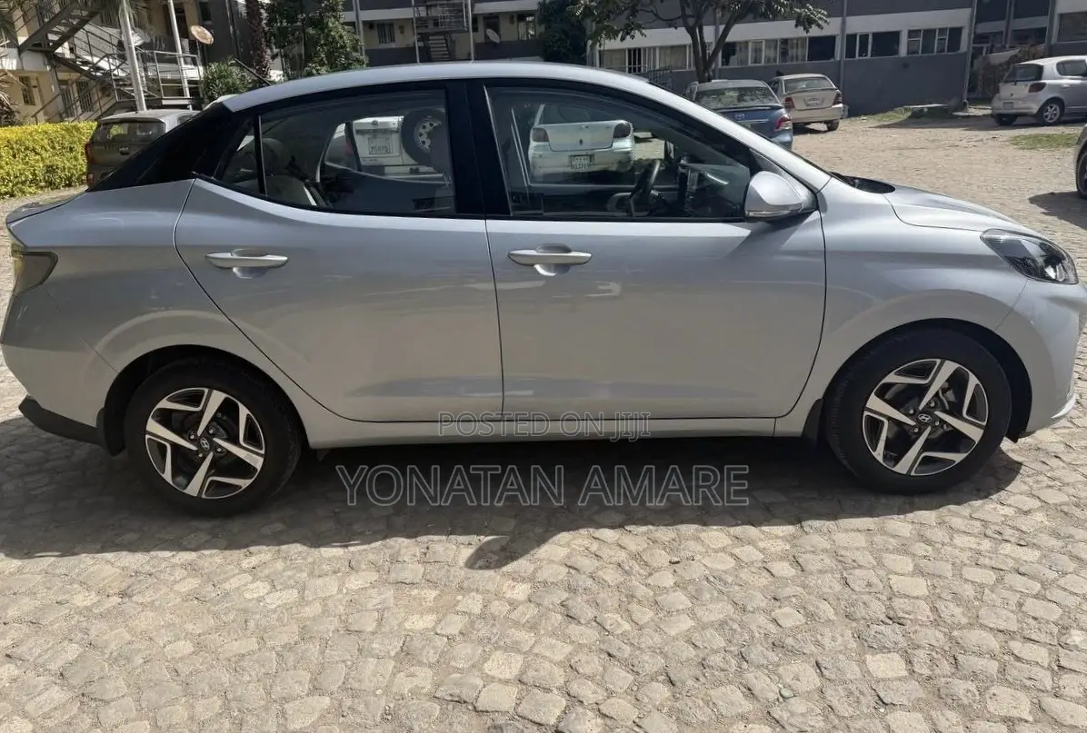 Hyundai I10 2023 Silver