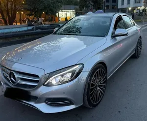 Mercedes-Benz C180 2015 Gray