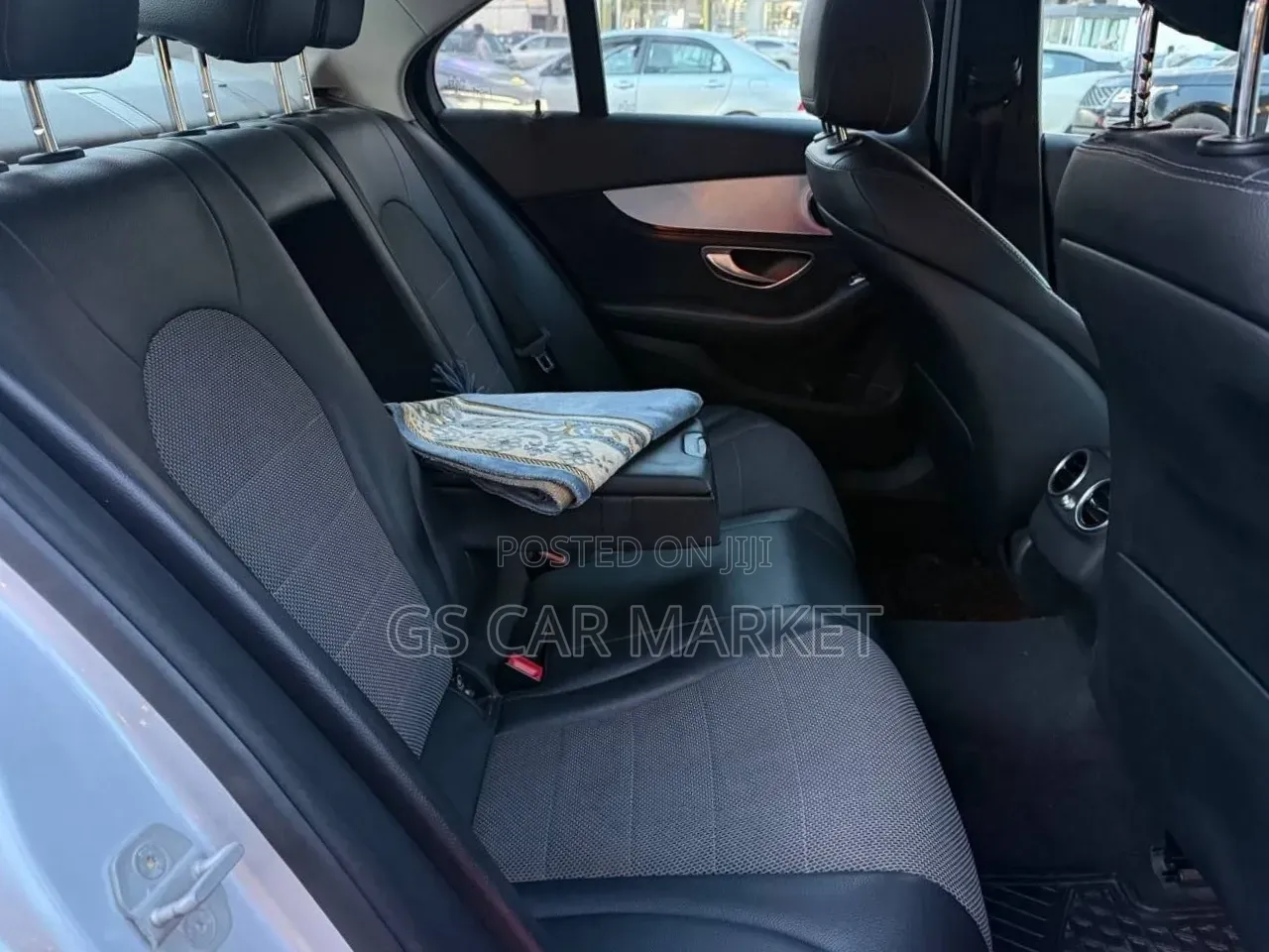 Mercedes-Benz C180 2015 Gray