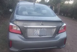 Mitsubishi Attrage 2022 Gray