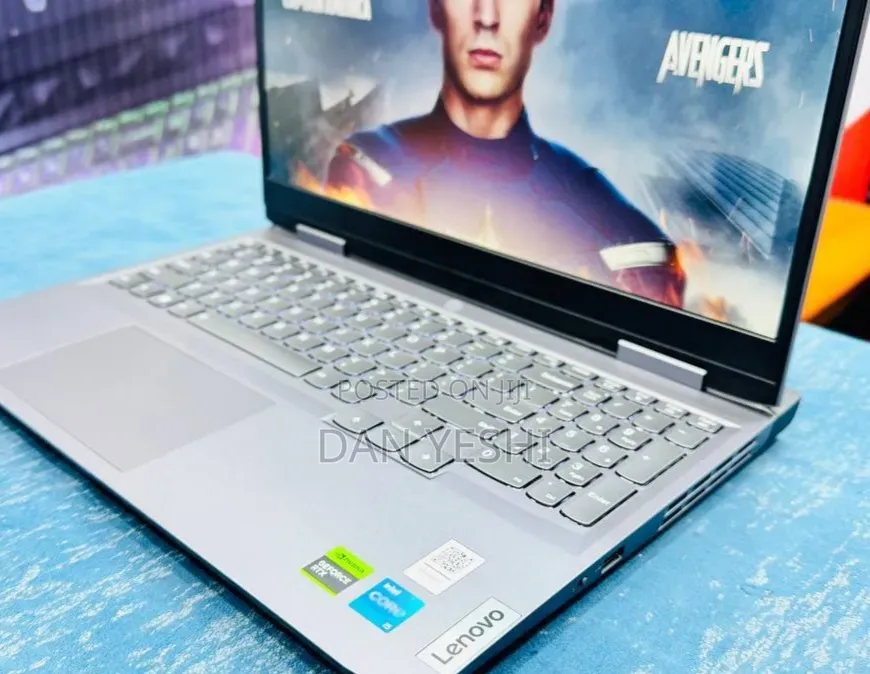New Laptop Lenovo 16GB Intel Core i5 SSD 512GB