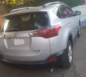 Toyota RAV4 2013 Silver