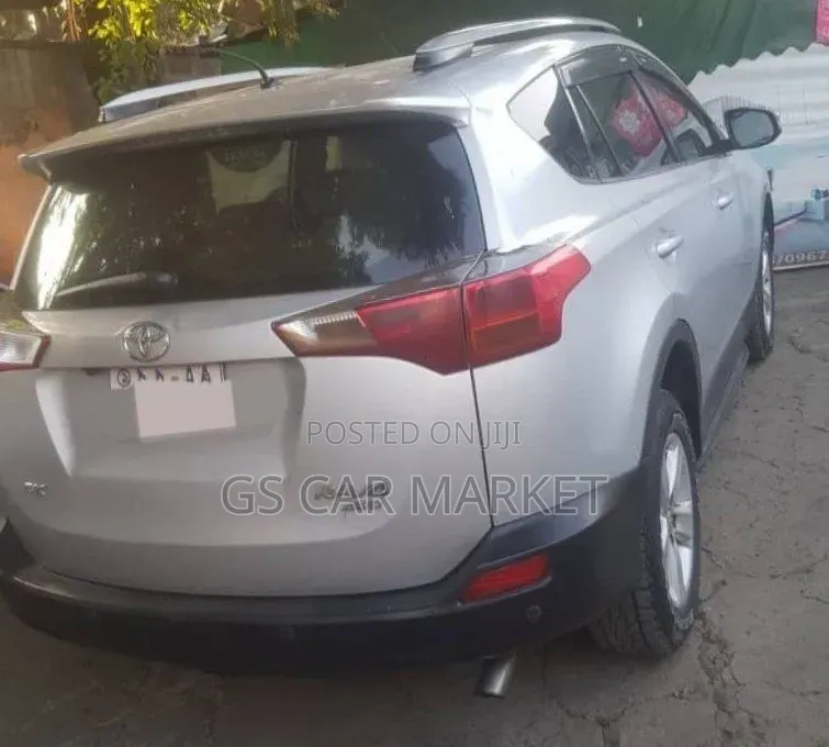 Toyota RAV4 2013 Silver