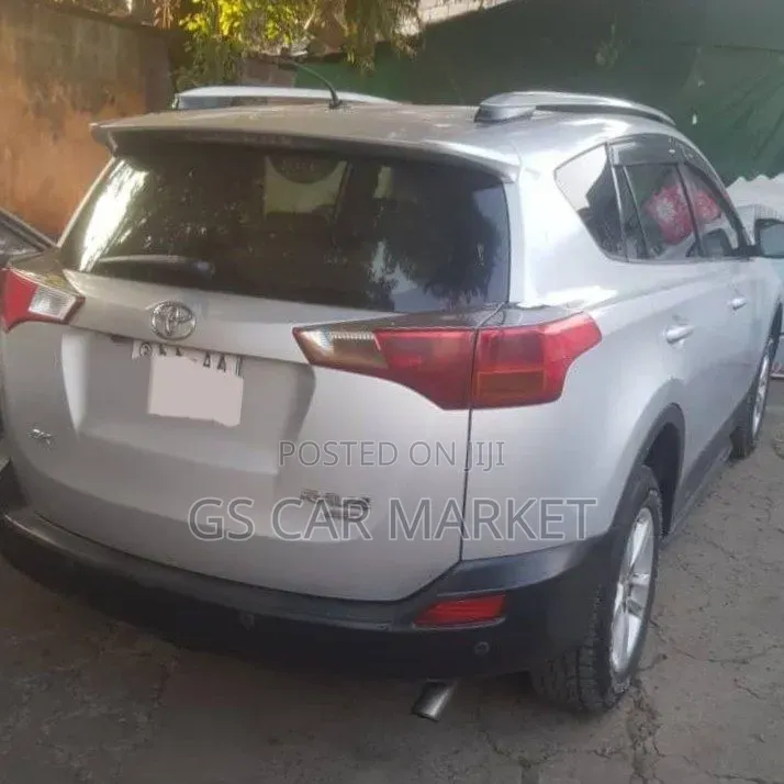 Toyota RAV4 2013 Silver