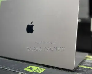 New Laptop Apple MacBook Pro M1 16GB Apple M1 Pro SSD 512GB