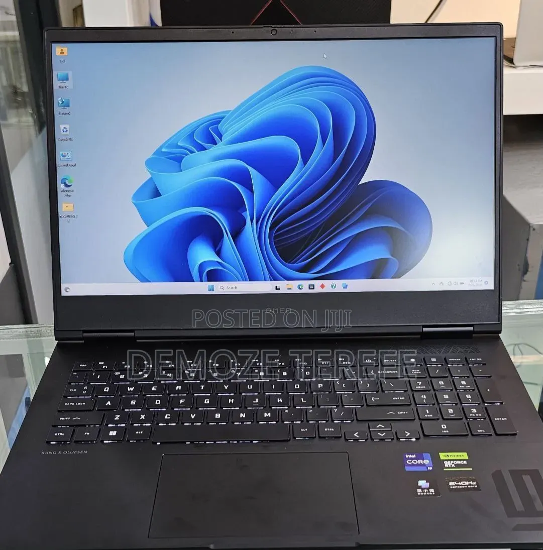 New Laptop HP Omen 16 16GB Intel Core i9 SSD 1T