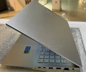 New Laptop Asus VivoBook 15 X505BA 16GB Intel Core i5 SSD 512GB