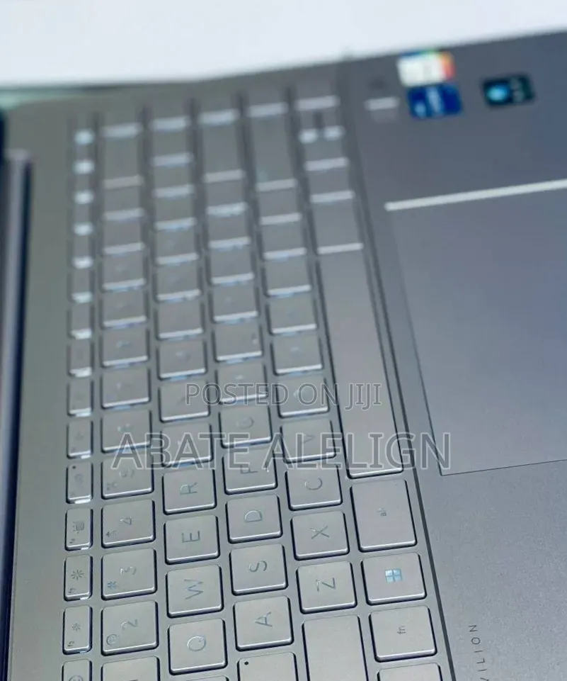 New Laptop HP Pavilion 14 16GB Intel Core i7 SSD 1T