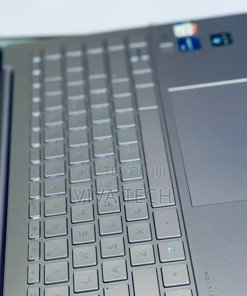New Laptop HP Pavilion 14 16GB Intel Core i7 SSD 1T