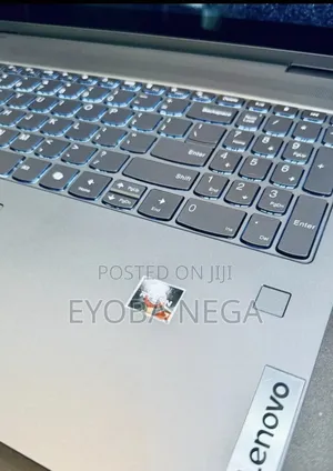 New Laptop Lenovo Yoga 7i 16GB AMD Ryzen 7 SSD 512GB
