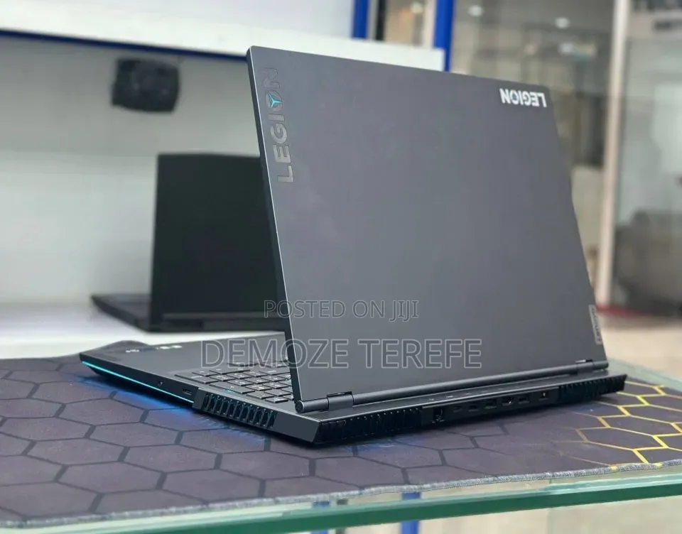 New Laptop Lenovo Legion 5 16GB AMD Ryzen 9 SSD 1T