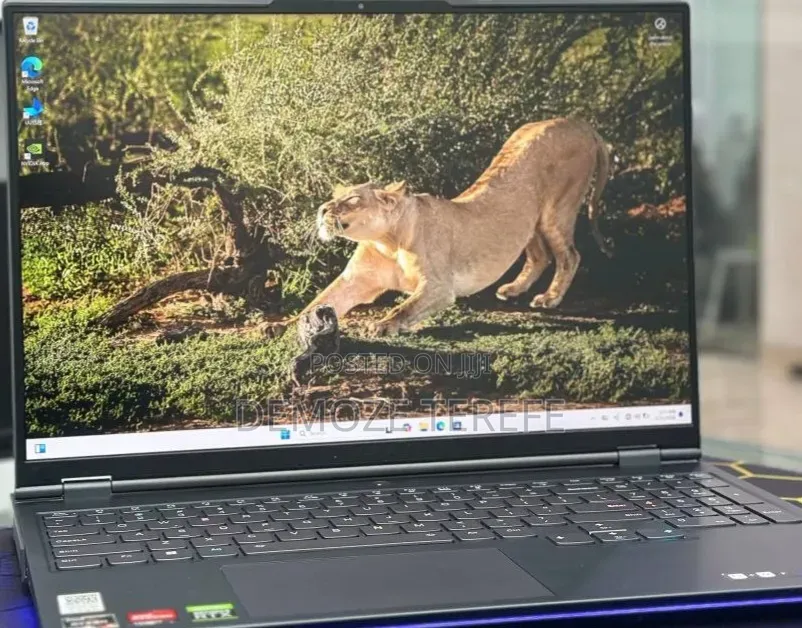 New Laptop Lenovo Legion 5 16GB AMD Ryzen 9 SSD 1T