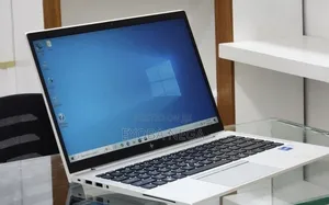 New Laptop HP EliteBook 840 G8 16GB Intel Core i5 SSD 512GB