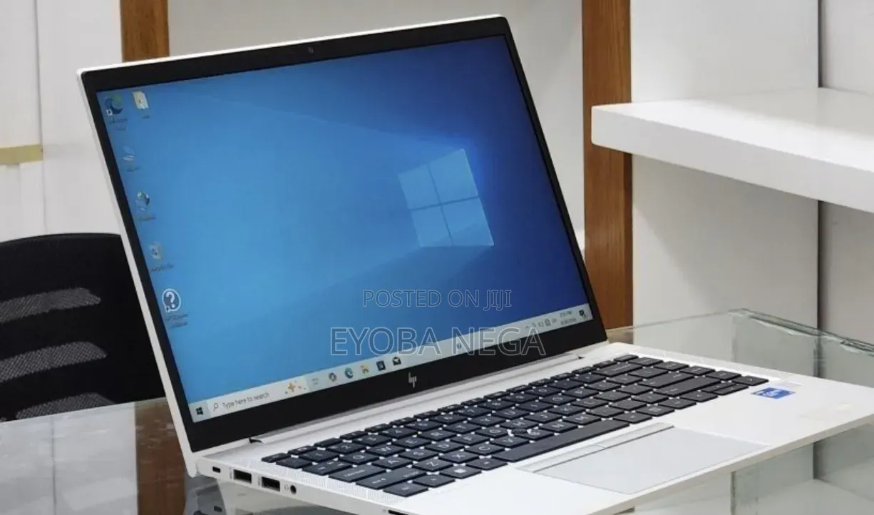 New Laptop HP EliteBook 840 G8 16GB Intel Core i5 SSD 512GB