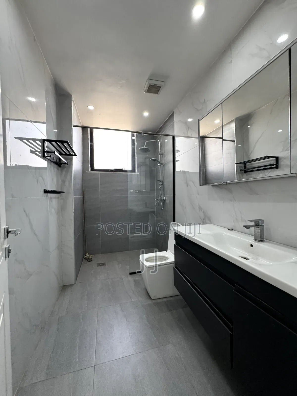 3bdrm Apartment in Kirkos for rent