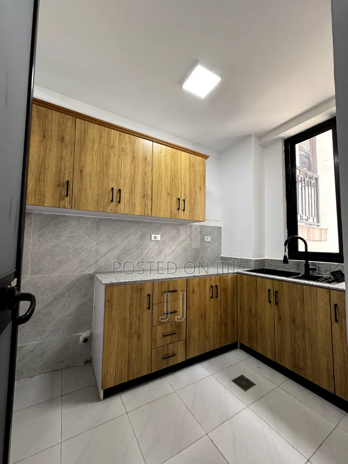 3bdrm Apartment in Kirkos for rent