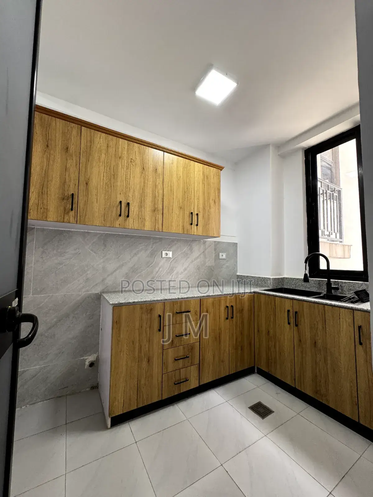 3bdrm Apartment in Kirkos for rent