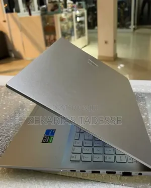 New Laptop Asus VivoBook 15 X510UQ 16GB Intel Core i5 SSD 512GB