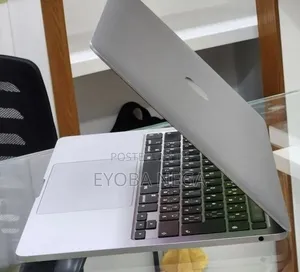 Laptop Apple MacBook Pro 2020 8GB Intel Core i5 SSD 512GB
