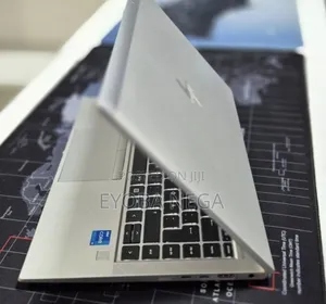 New Laptop HP EliteBook 840 G8 16GB Intel Core i5 SSD 512GB