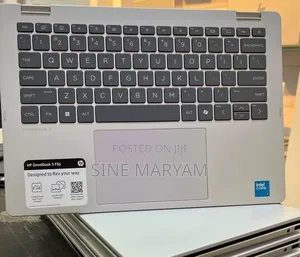 New Laptop HP OmniBook 5 14" 16GB Intel Core 7 SSD 512GB