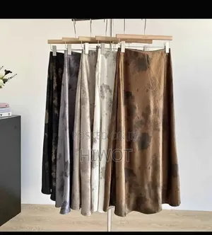 ጉርድ ቀሚስ Saint Skirt Women