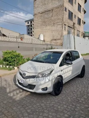 Toyota Yaris 2014 White
