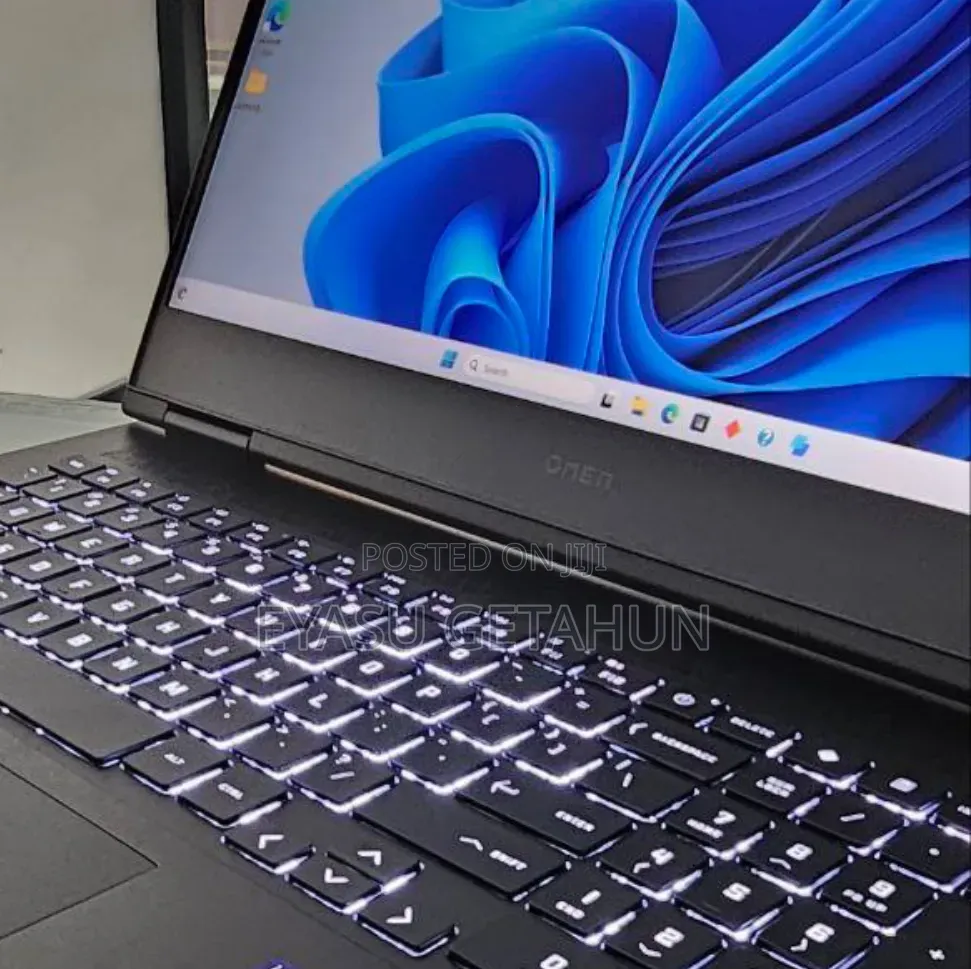 New Laptop HP Omen 16 16GB Intel Core i9 SSD 1T