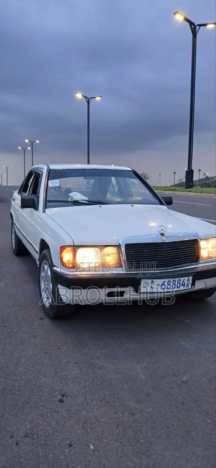 Mercedes-Benz 190E 1990 White