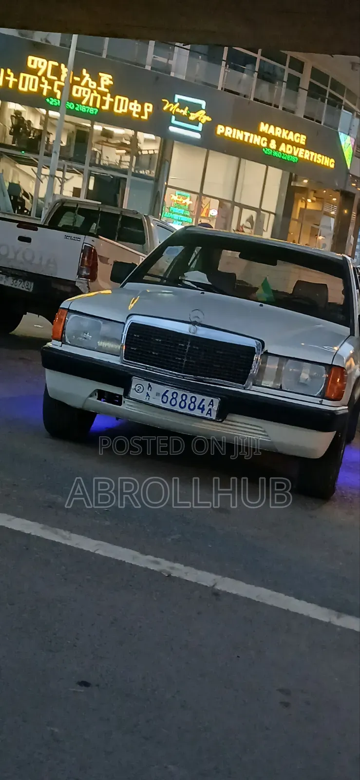 Mercedes-Benz 190E 1990 White