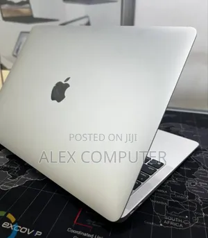 New Laptop Apple MacBook Air 2020 M1 16GB Apple M1 SSD 512GB