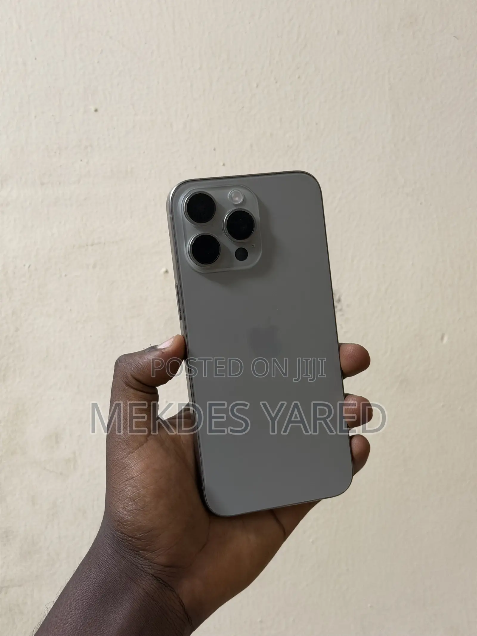 New Apple iPhone 15 Pro Max 256 GB Silver