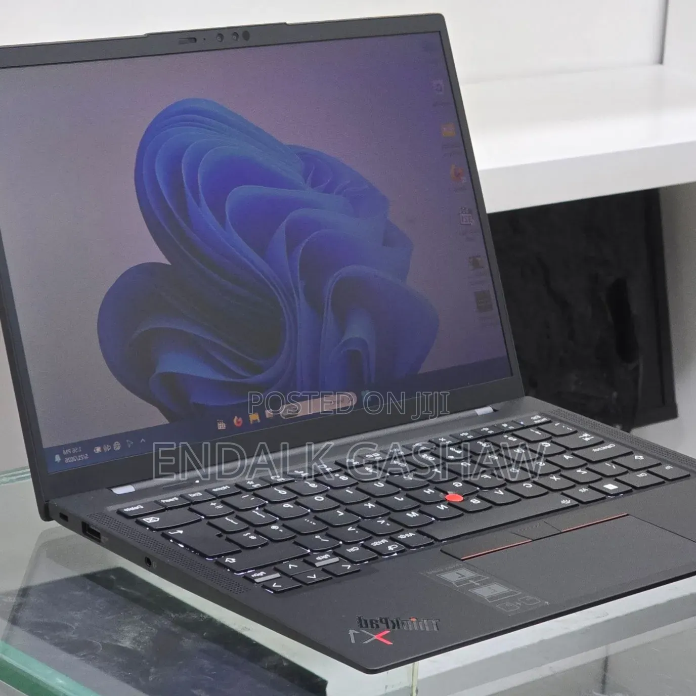 New Laptop Lenovo ThinkPad X1 Carbon 16GB Intel Core i7 SSD 512GB