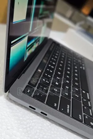 New Laptop Apple MacBook 8GB Apple M2 SSD 256GB
